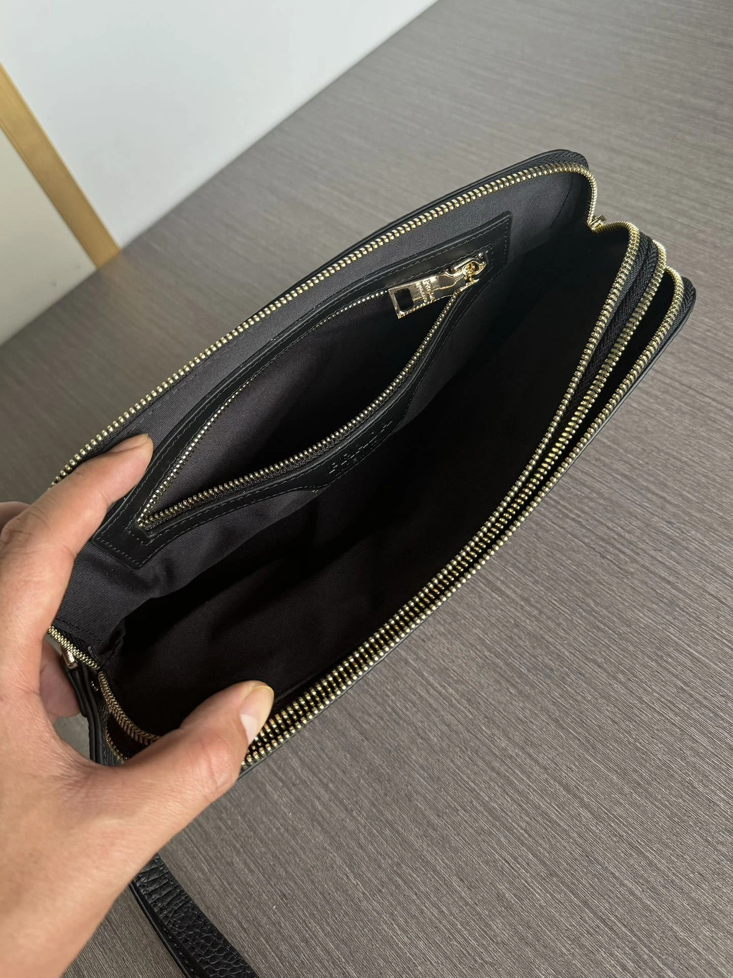 WeatherProof Mens Prada Clutch Bags 92424