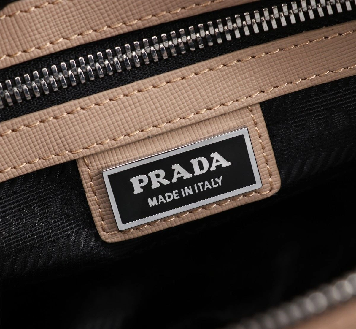 Reliable Mens Prada Clutch Bags 92368