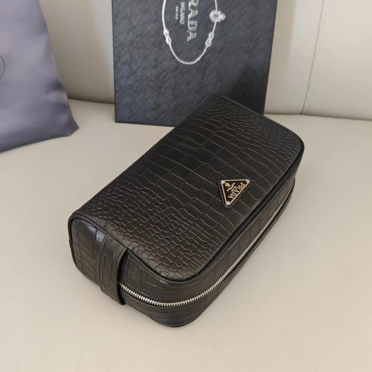 SmoothTexture Mens Prada Clutch Bags 92352