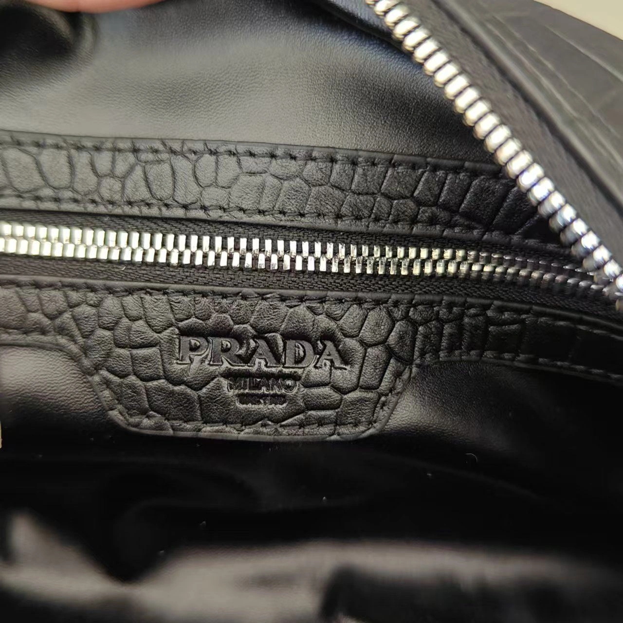 SmoothTexture Mens Prada Clutch Bags 92352