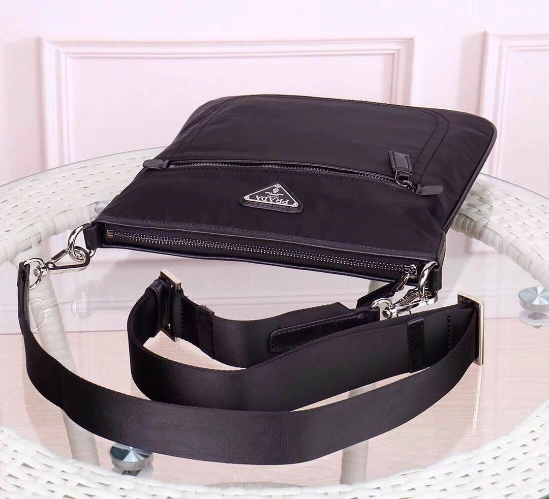 Minimalist Mens Prada Satchel Bags 90694