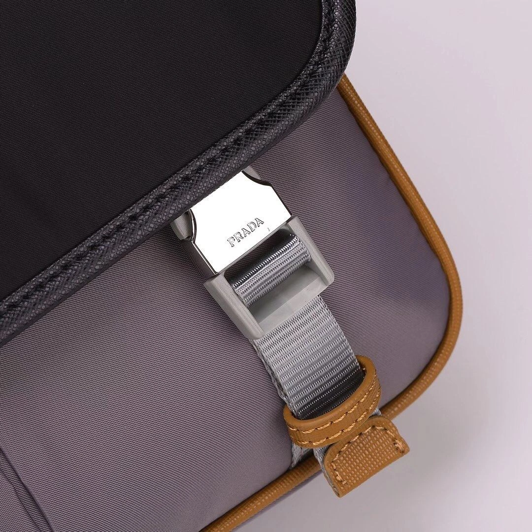 Fashionable Mens Prada Satchel Bags 90674