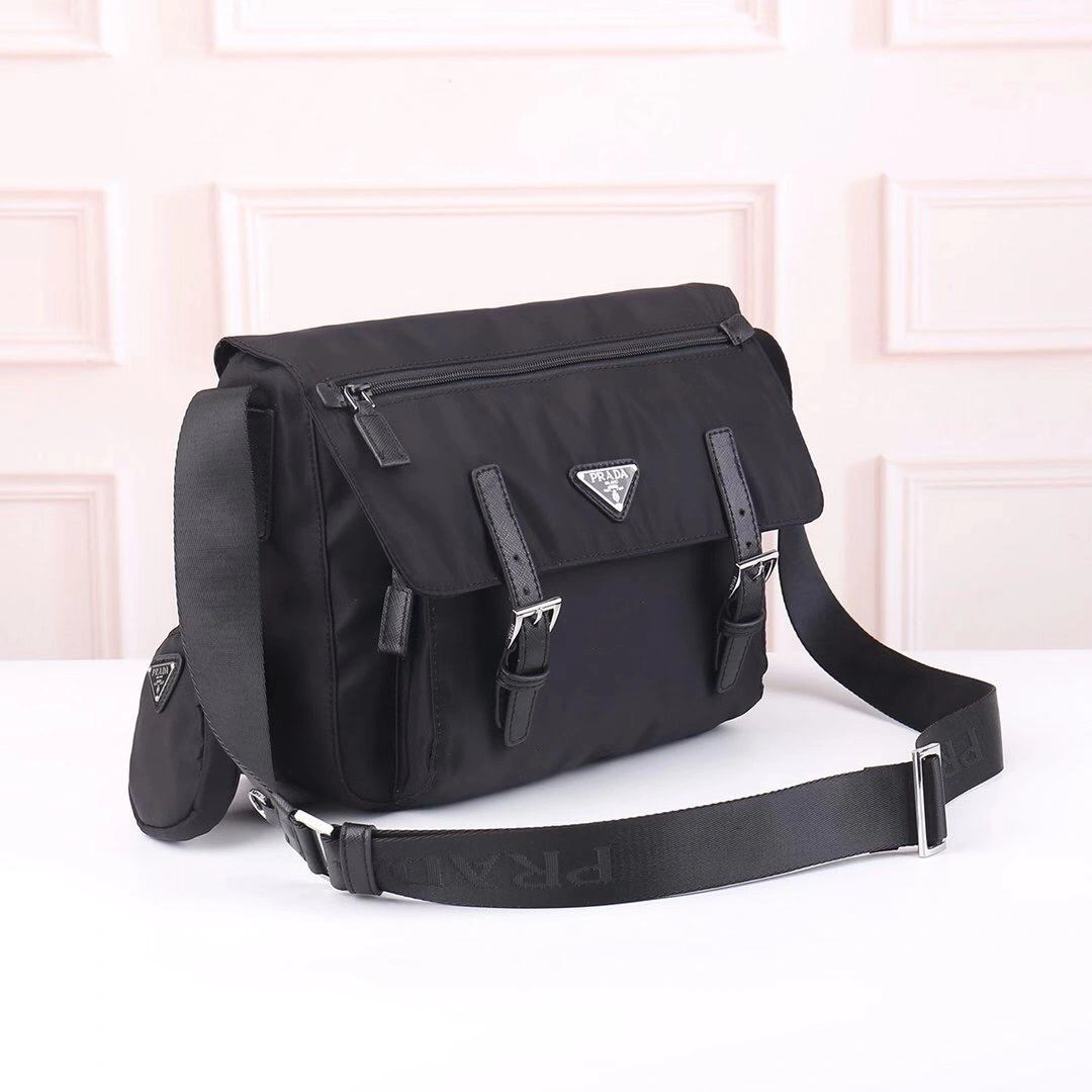 Mens Prada Satchel Bags TimelessDesign 90668