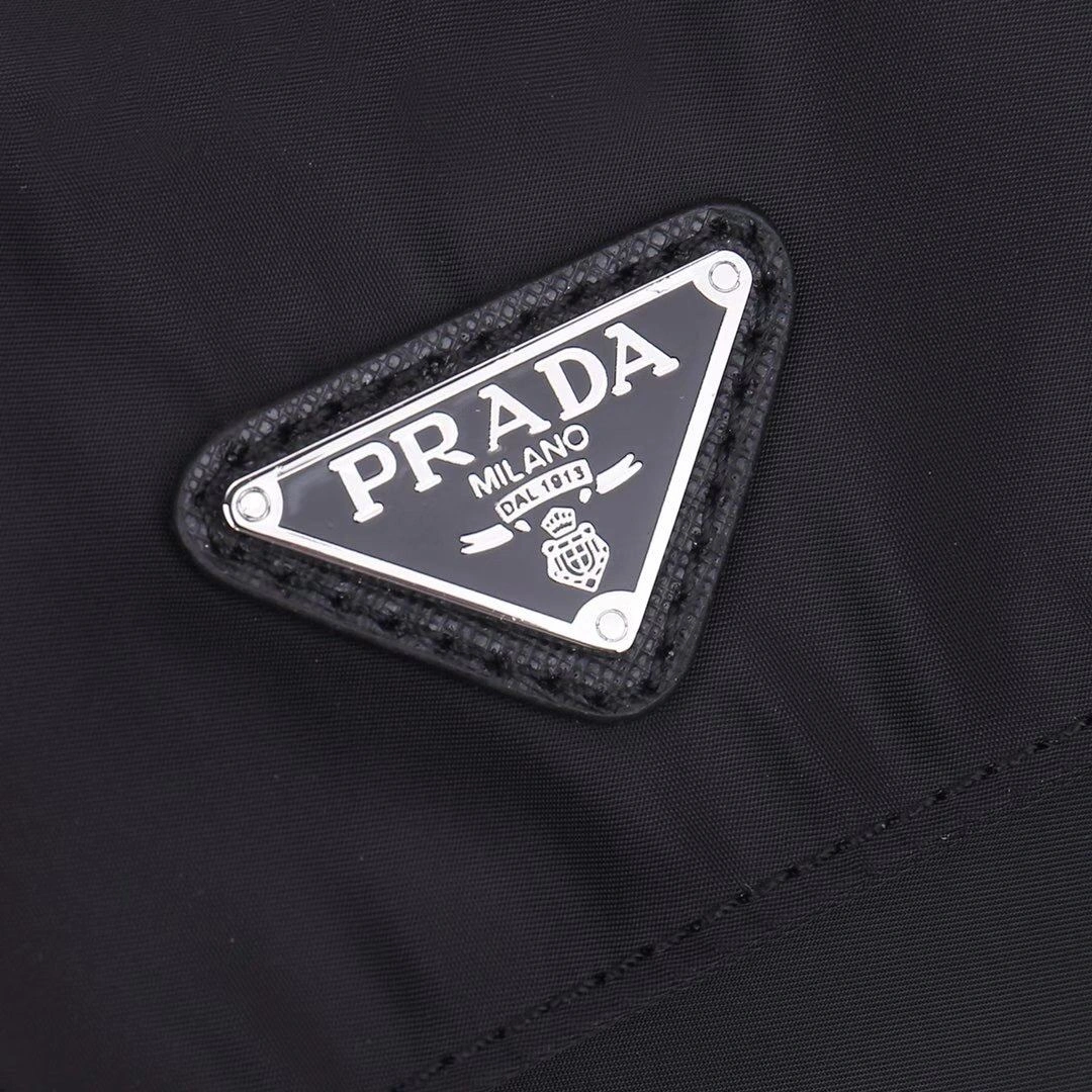 Mens Prada Satchel Bags TimelessDesign 90668