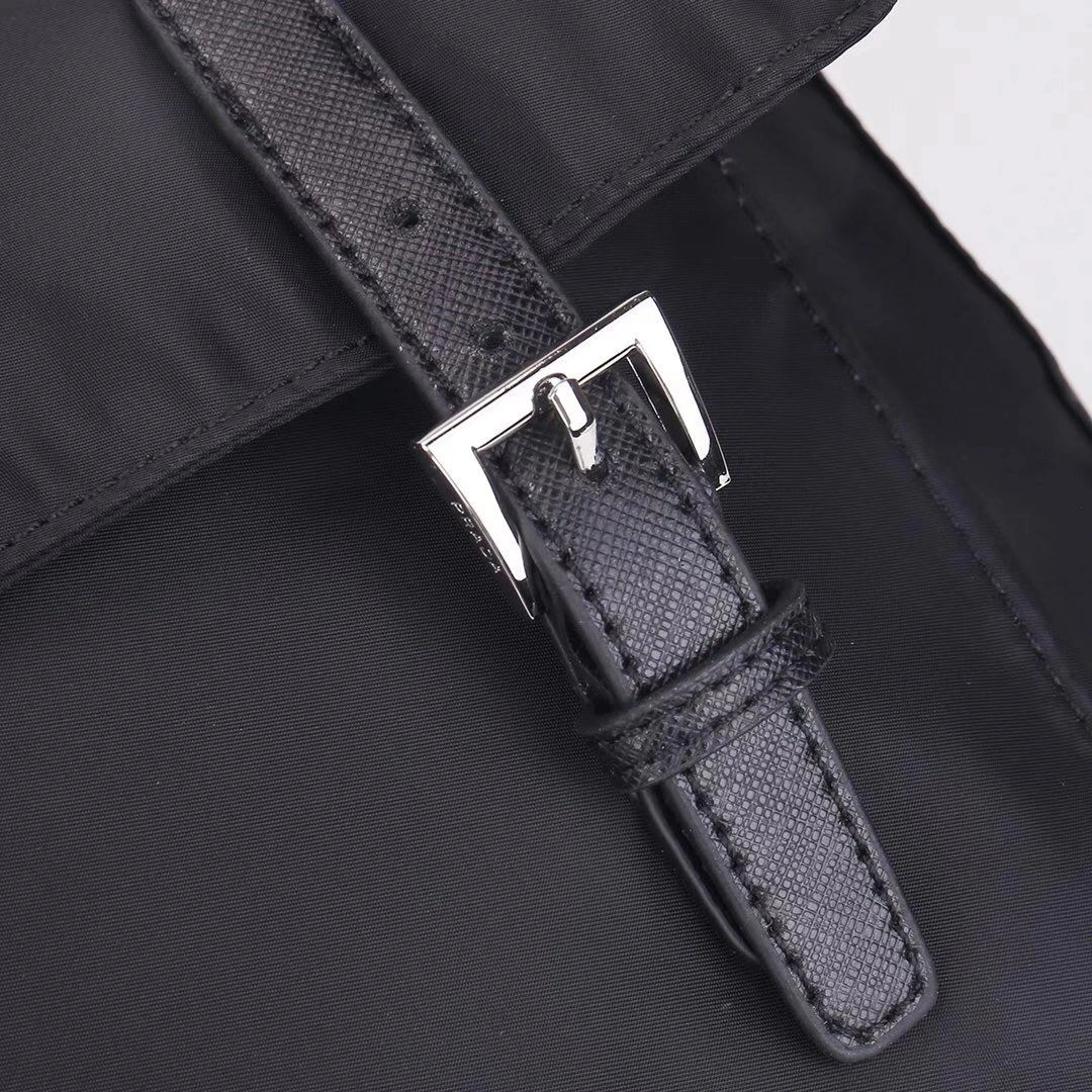 Mens Prada Satchel Bags TimelessDesign 90668
