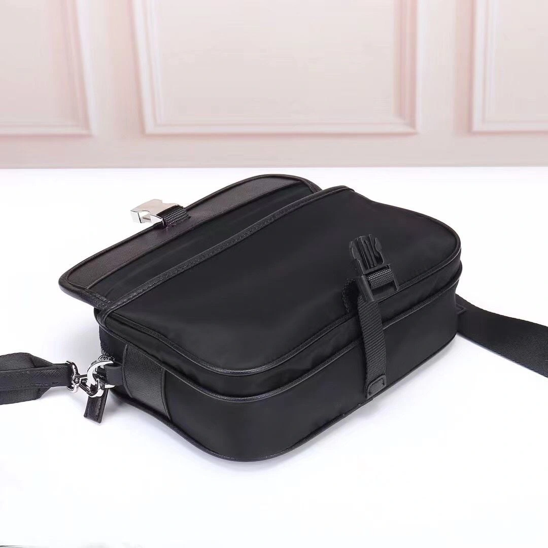 WaterResistant Mens Prada Satchel Bags 90658