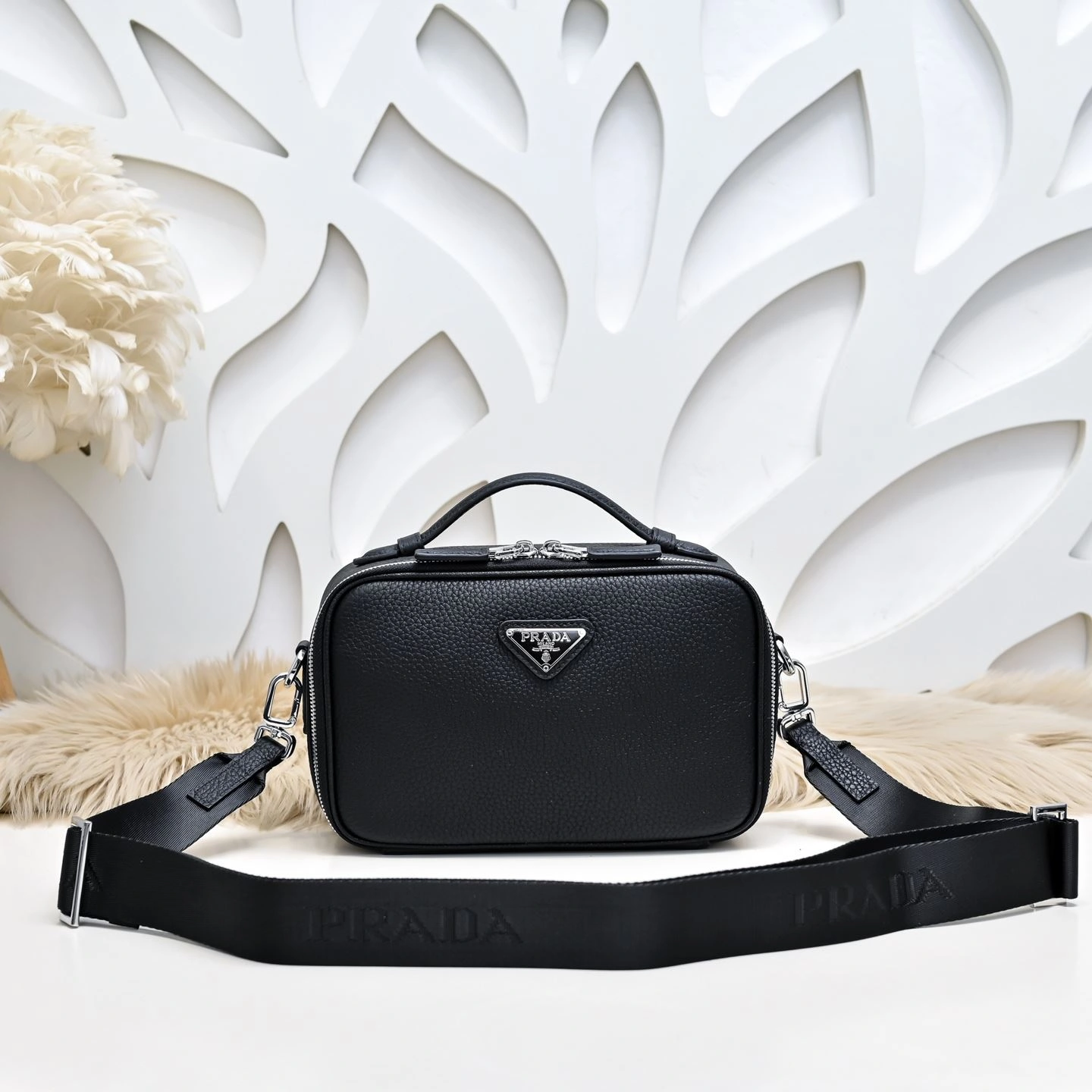 Chic Mens Prada Satchel Bags 90646