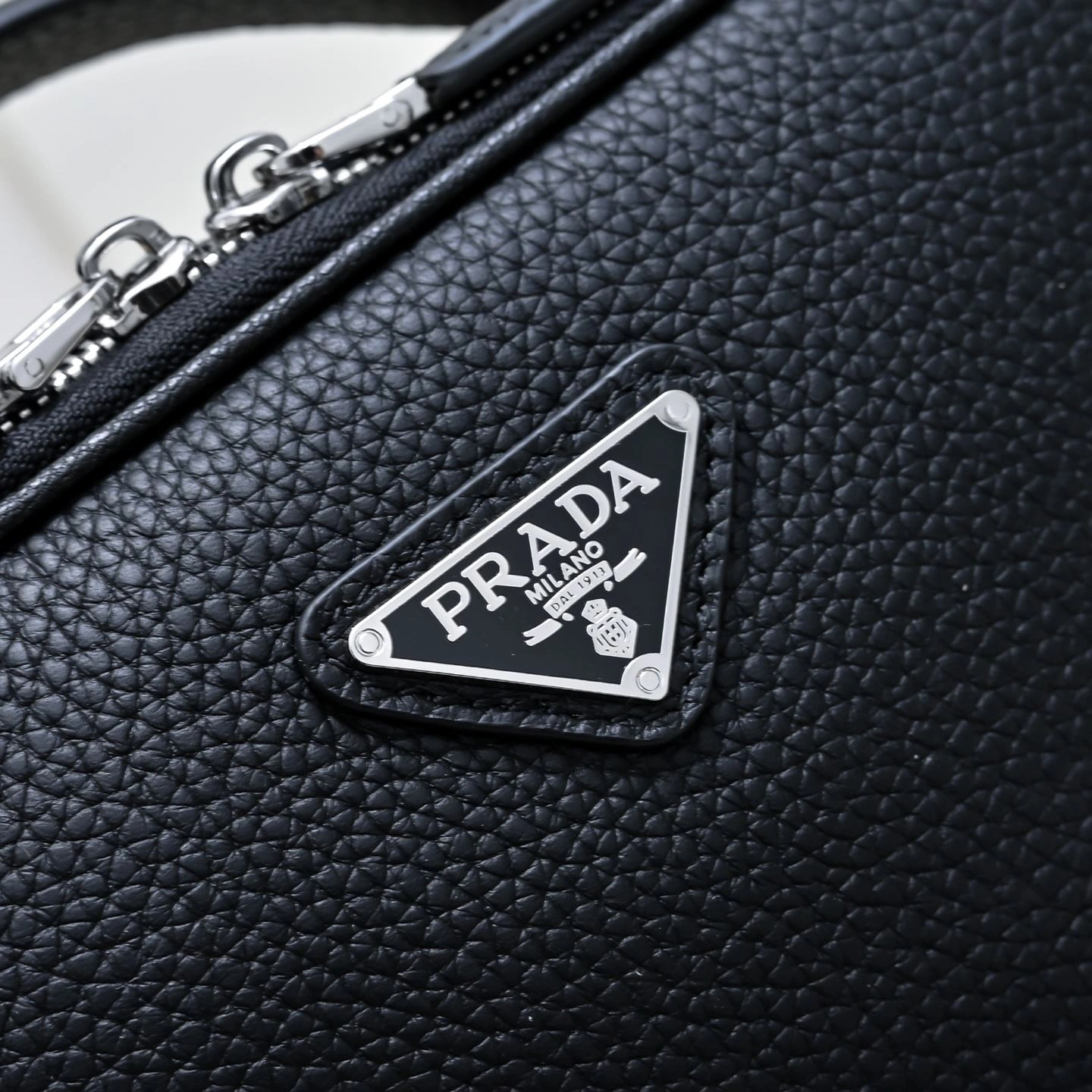 Chic Mens Prada Satchel Bags 90646