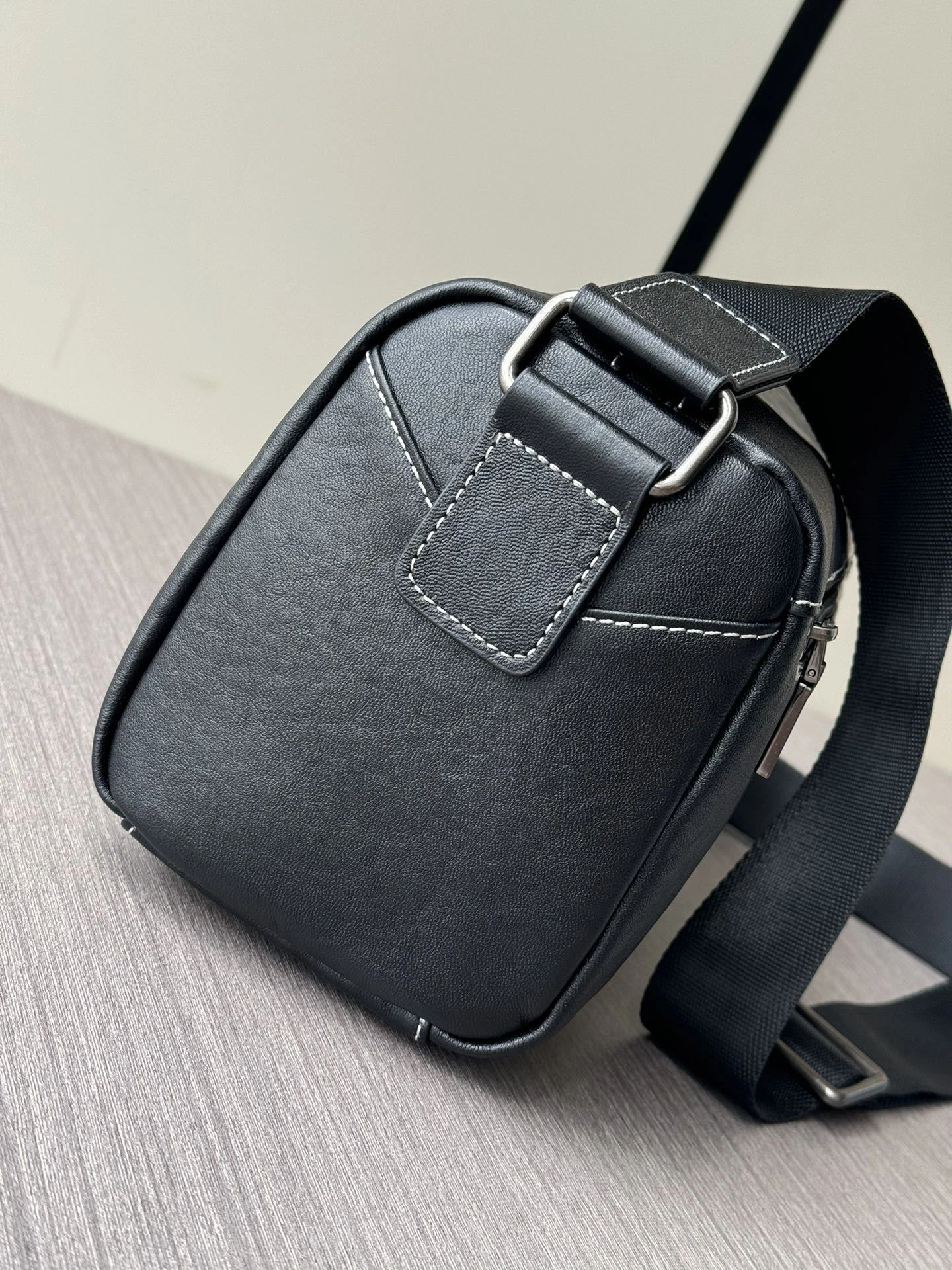 GoAnywhere Mens Prada Satchel Bags 92417