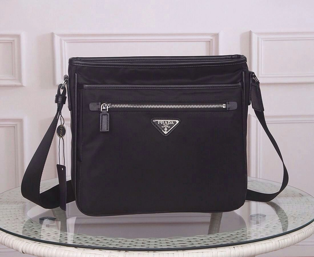 Mens Prada Satchel Bags Versatile 92363