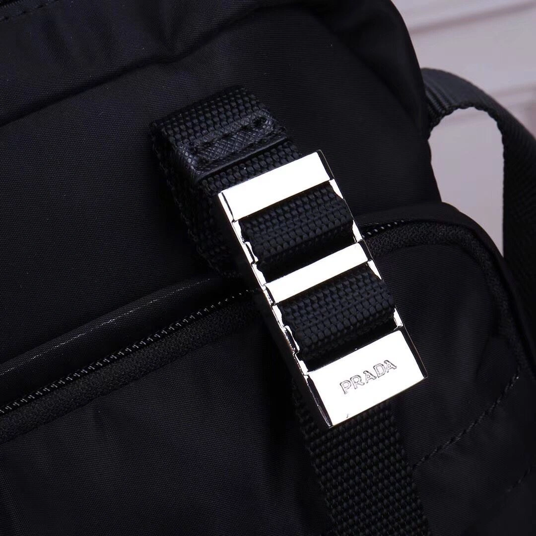 OdorResistant Mens Prada Waist Chest Packs 90635
