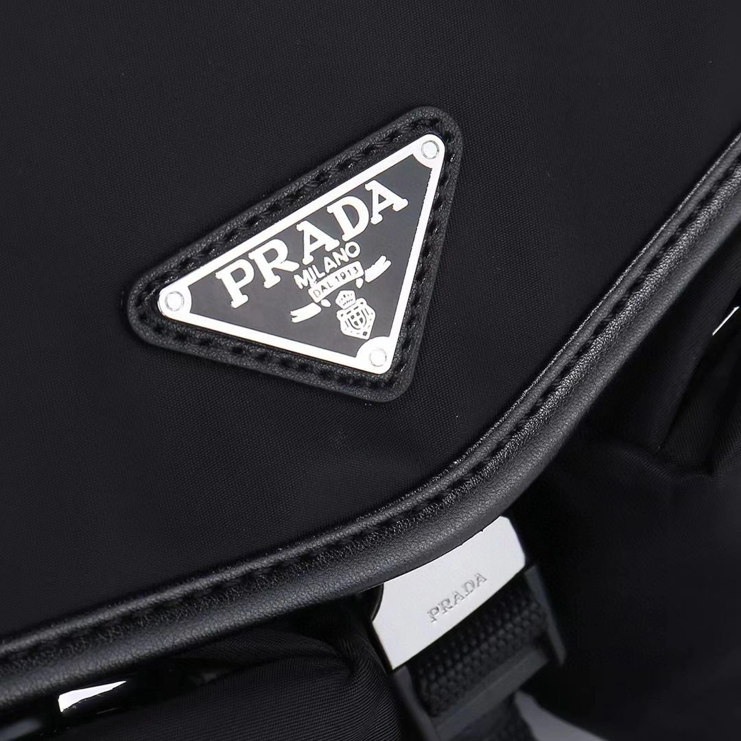 Mens Prada Waist Chest Packs Flexible 90624