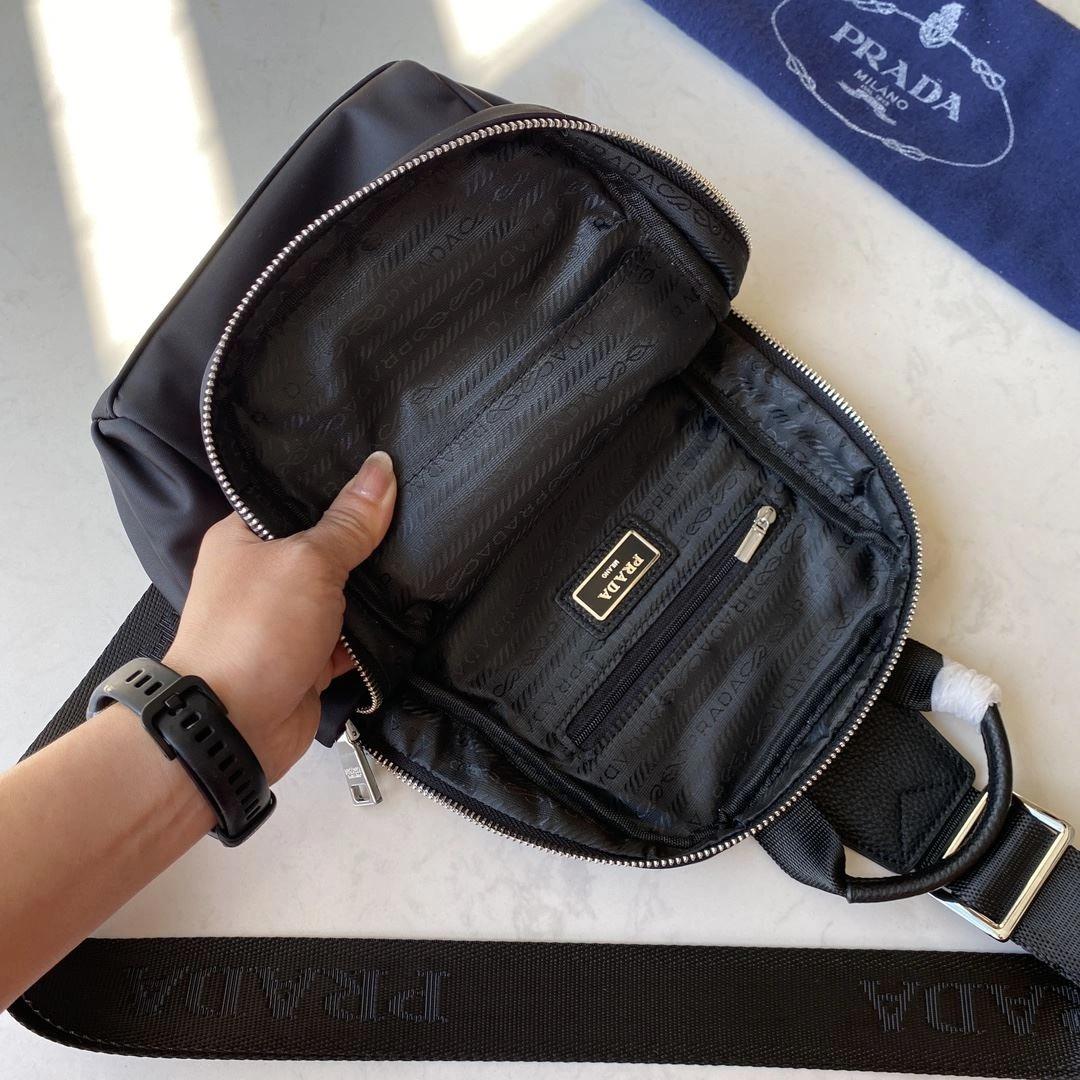 Mens Prada Waist Chest Packs EasyCare 91567