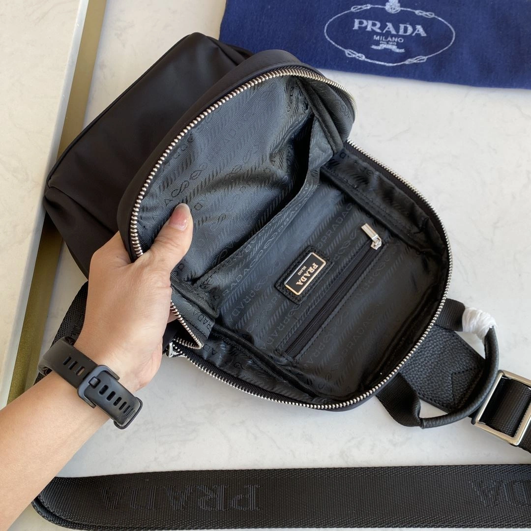 Mens Prada Waist Chest Packs SunProtective 91556