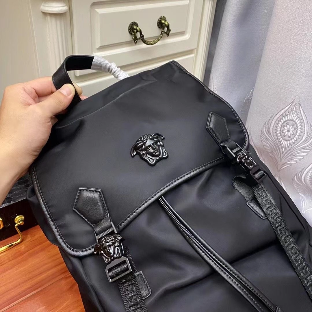 Chic Mens Versace Backpacks 92305