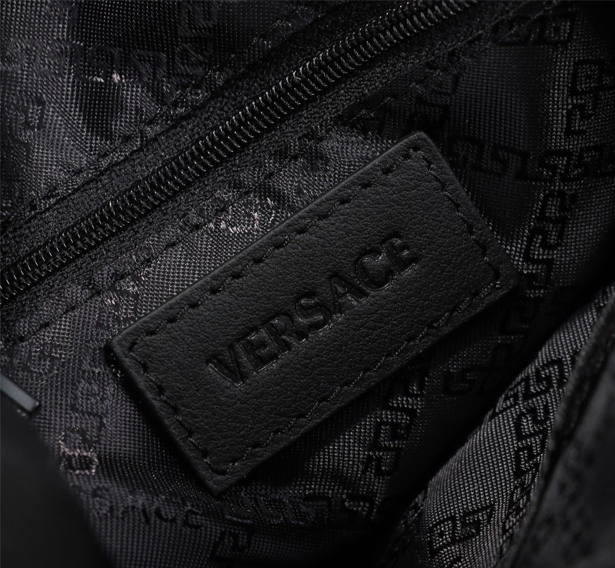 Mens Versace Waist Chest Packs GoodFit 92269