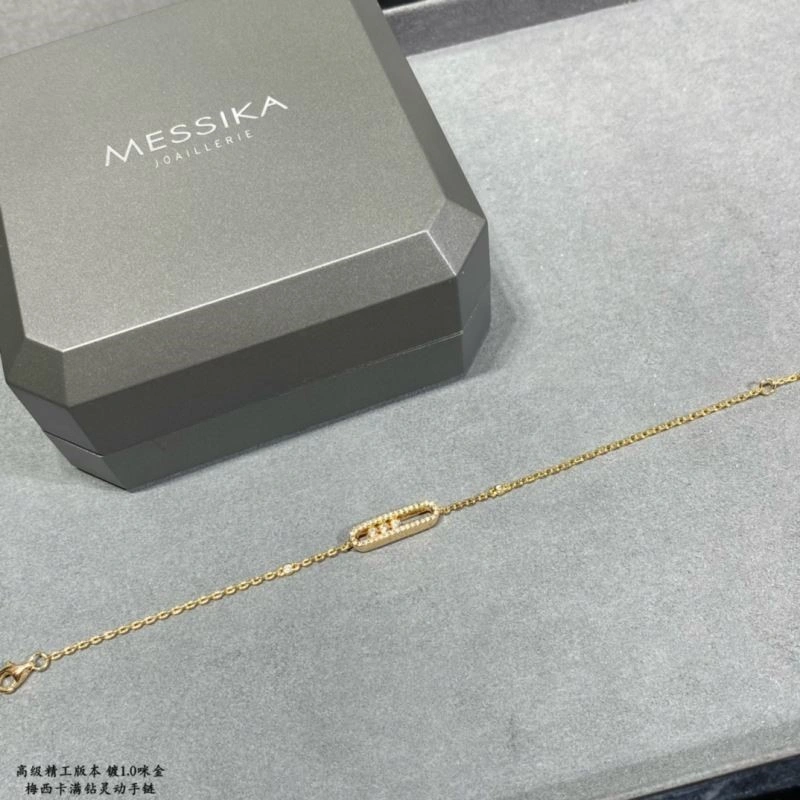 WellDesigned Messika Bracelets 210600