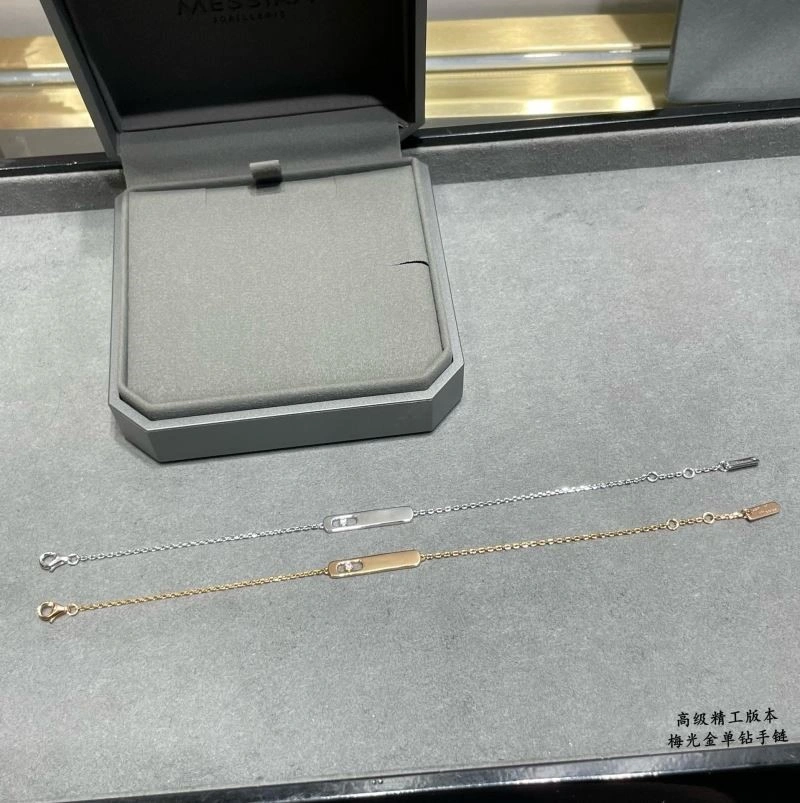 Lightweight Messika Bracelets 210587