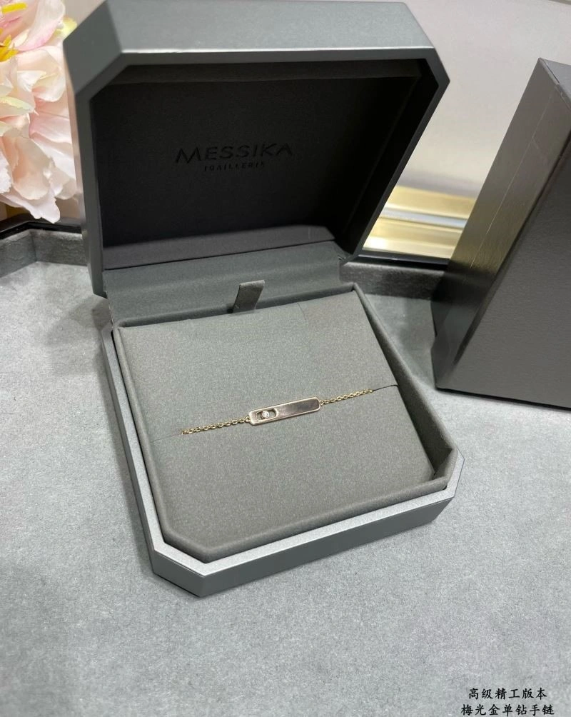 Lightweight Messika Bracelets 210587
