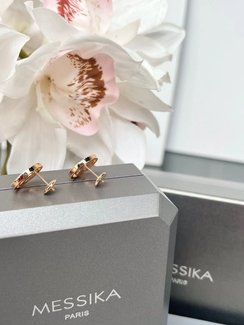 UrbanChic Messika Earrings 210576