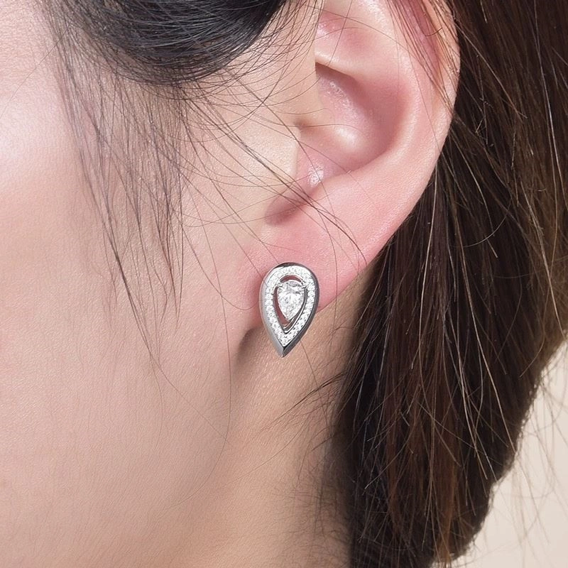 Messika Earrings Breathable 210555