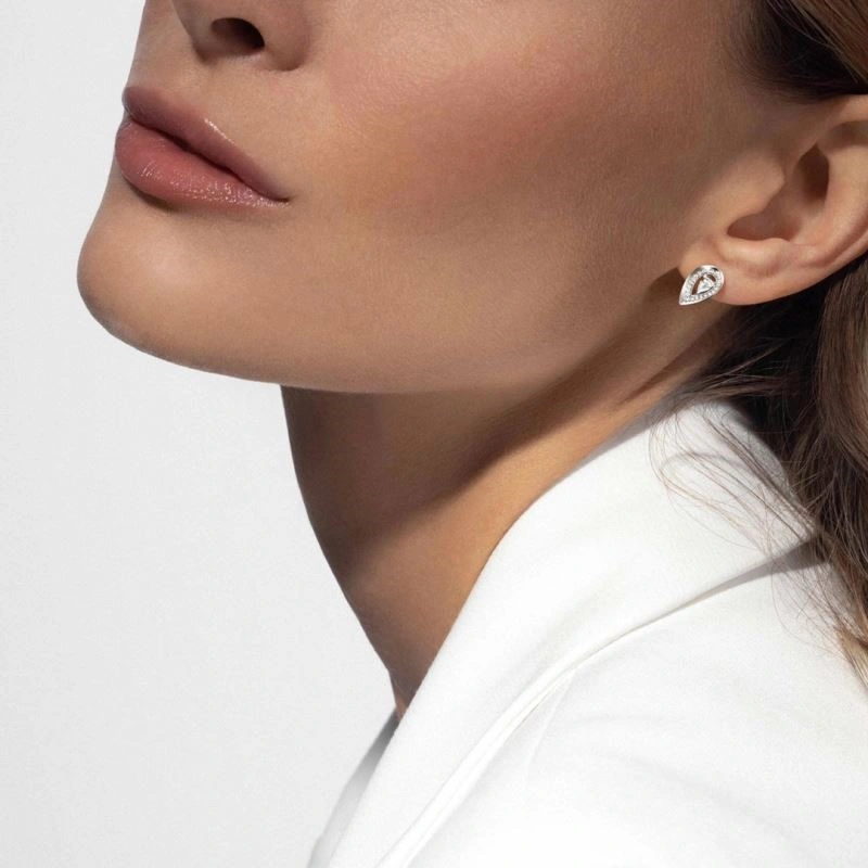 WrinkleFree Messika Earrings 210568