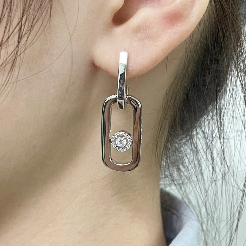 UrbanChic Messika Earrings 208591