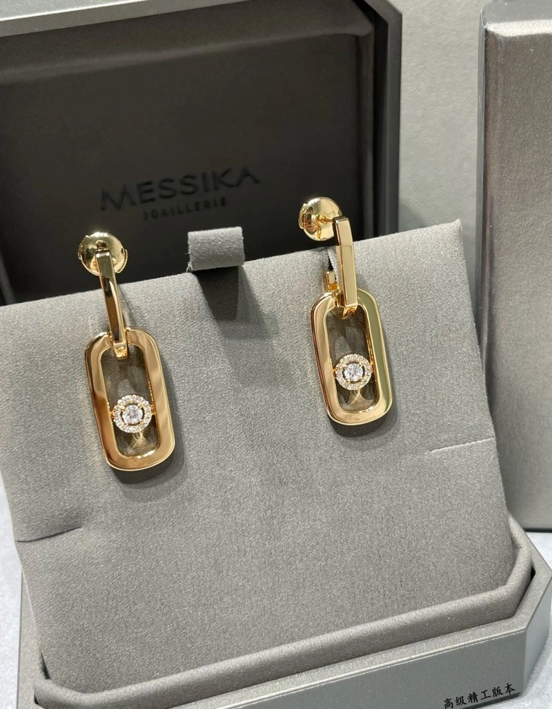 UrbanChic Messika Earrings 208591