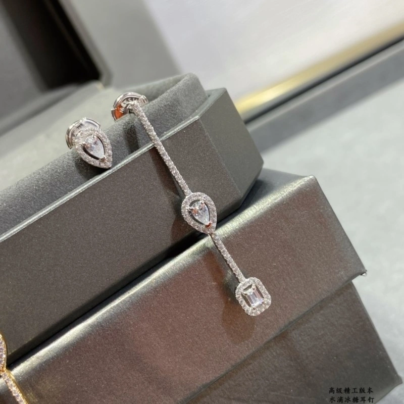 Messika Earrings Compact 207870