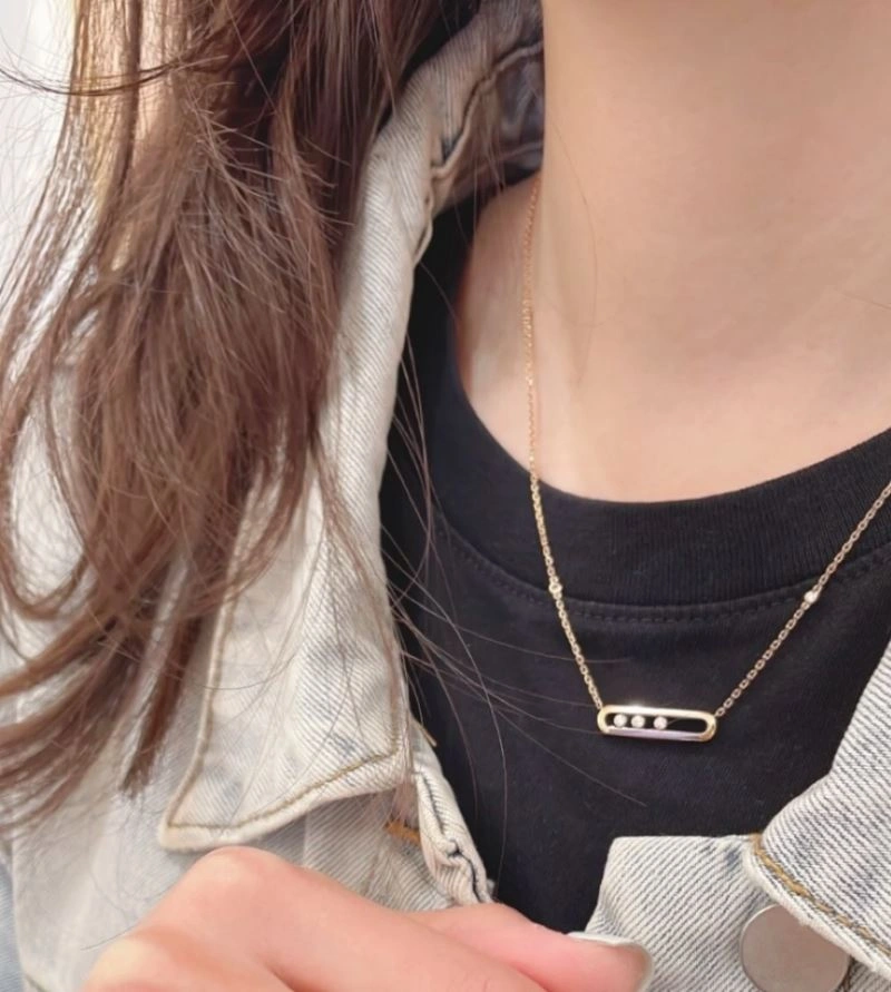 Breathable Messika Necklaces 211875