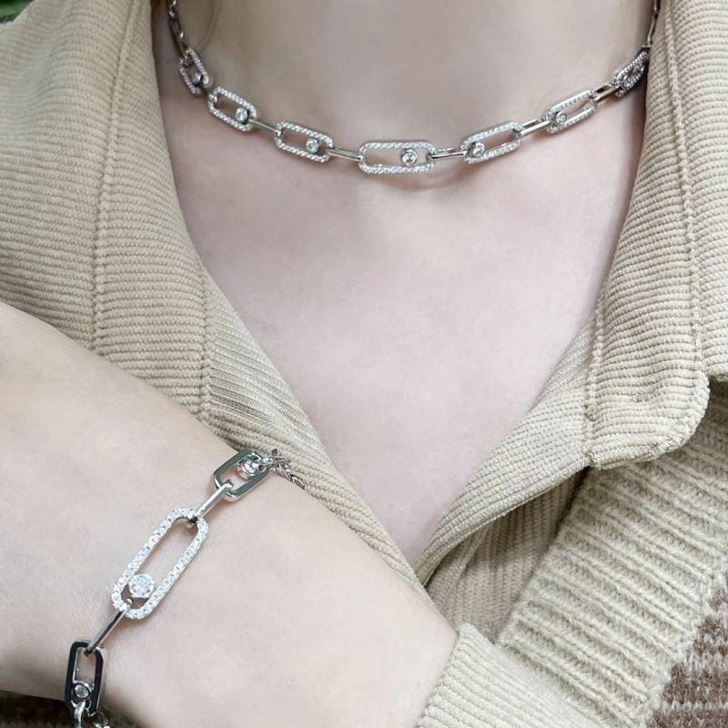 Refined Messika Necklaces 211865
