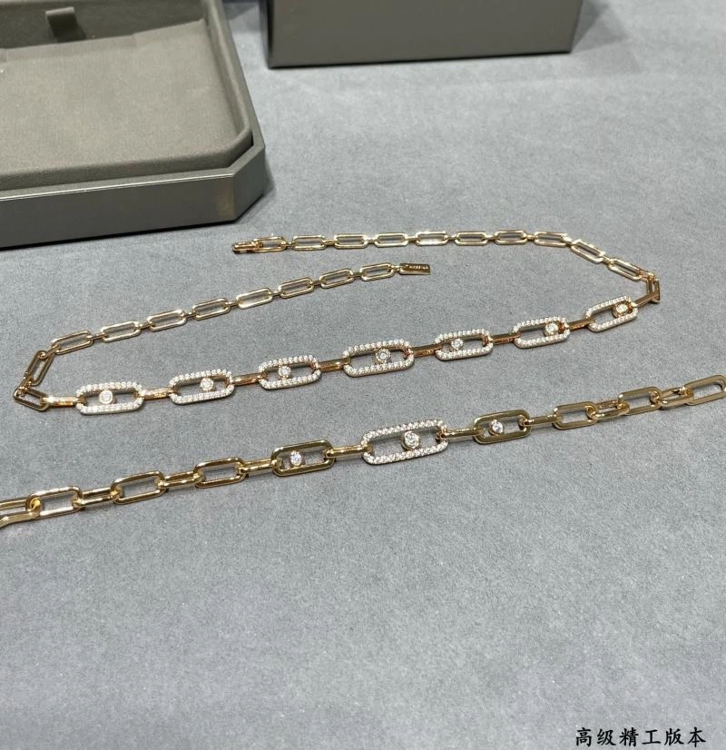 Refined Messika Necklaces 211865