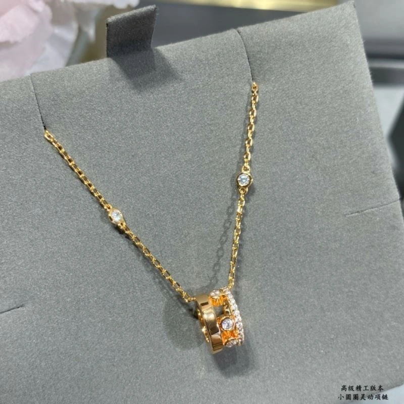 Messika Necklaces Original 210532