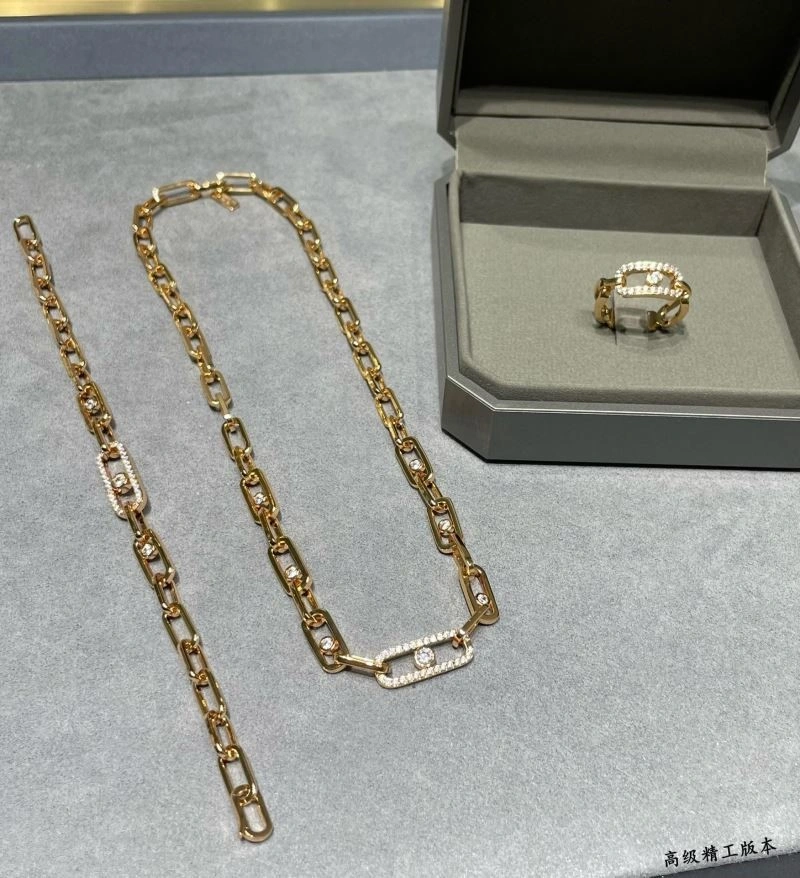 Compact Messika Necklaces 210516