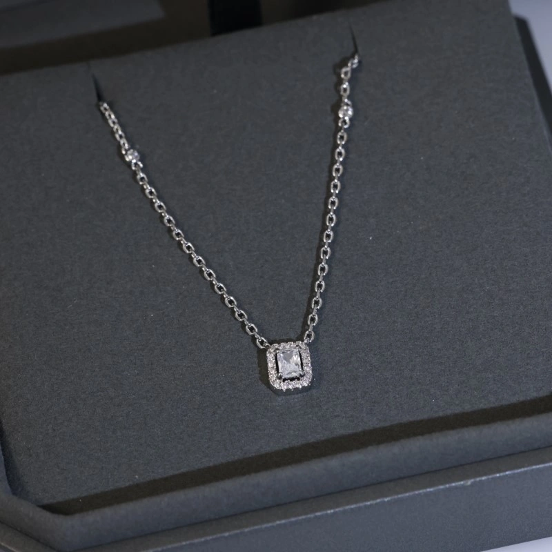 Messika Necklaces Durable 208580