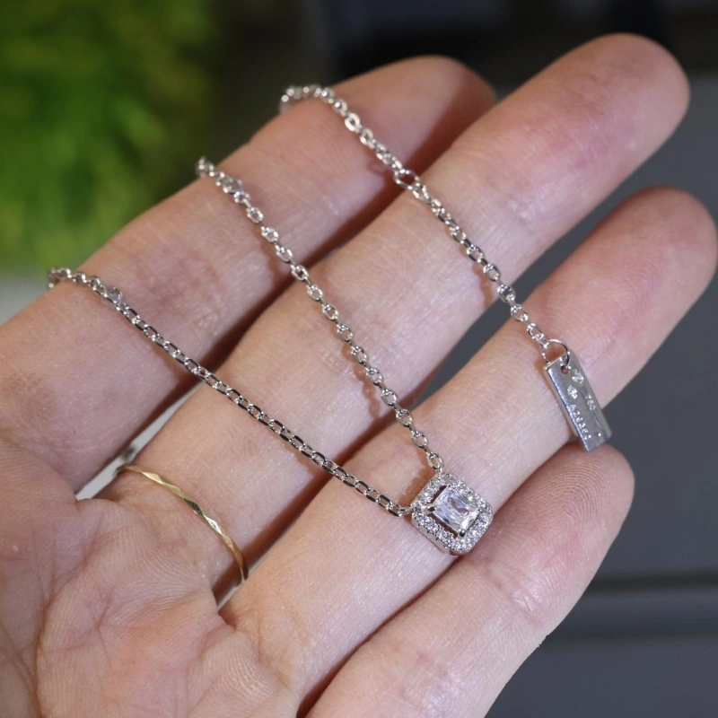 Messika Necklaces Durable 208580