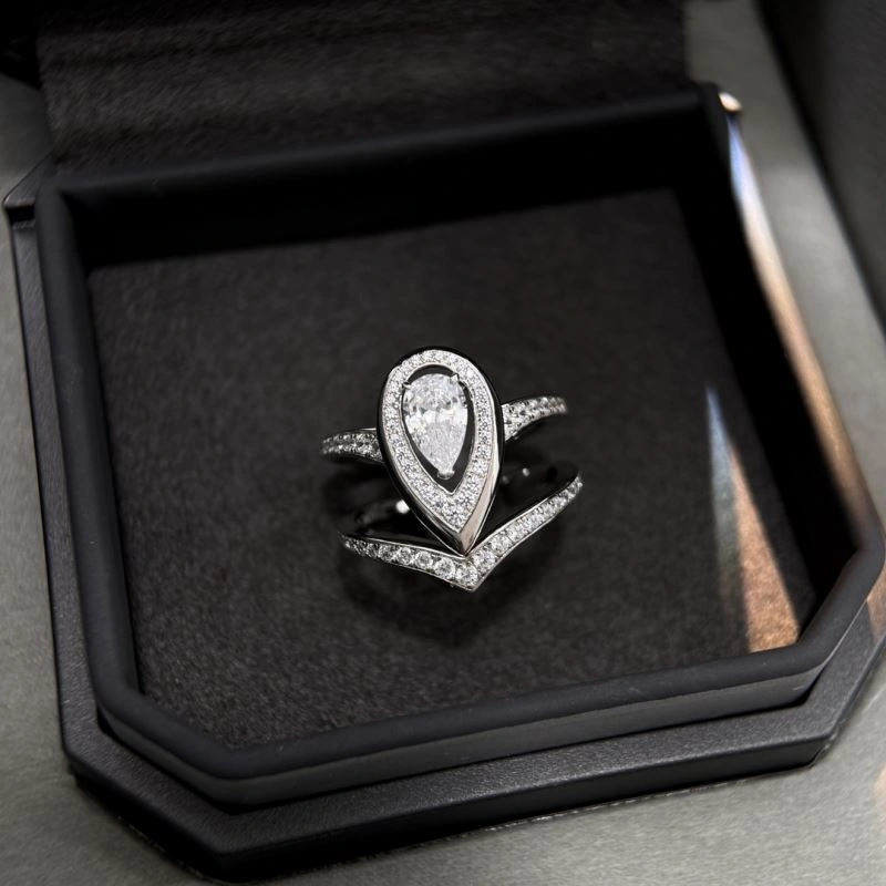 Messika Rings Comfortable 212909