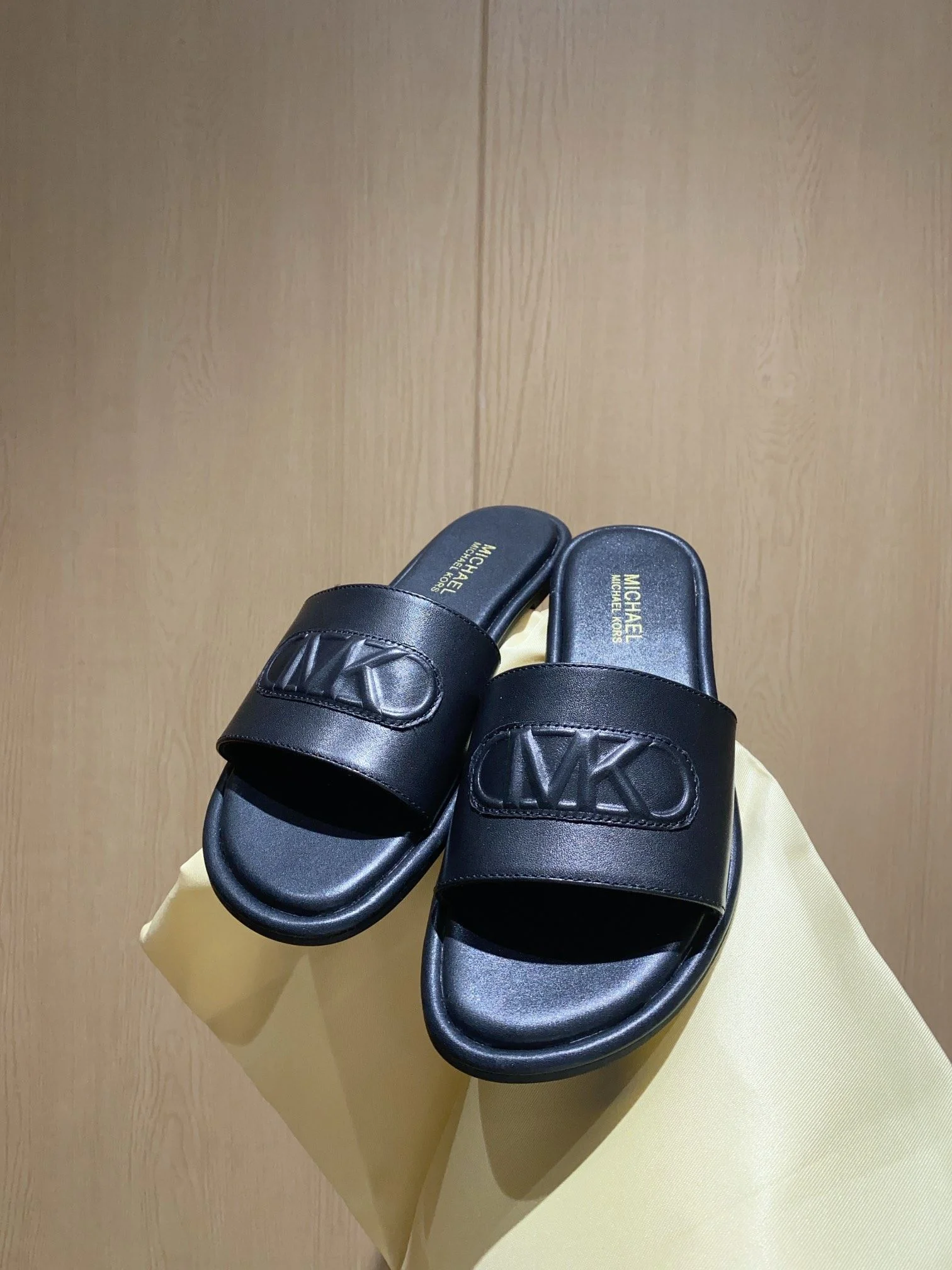 Michael Kors Sandals Youthful 7582