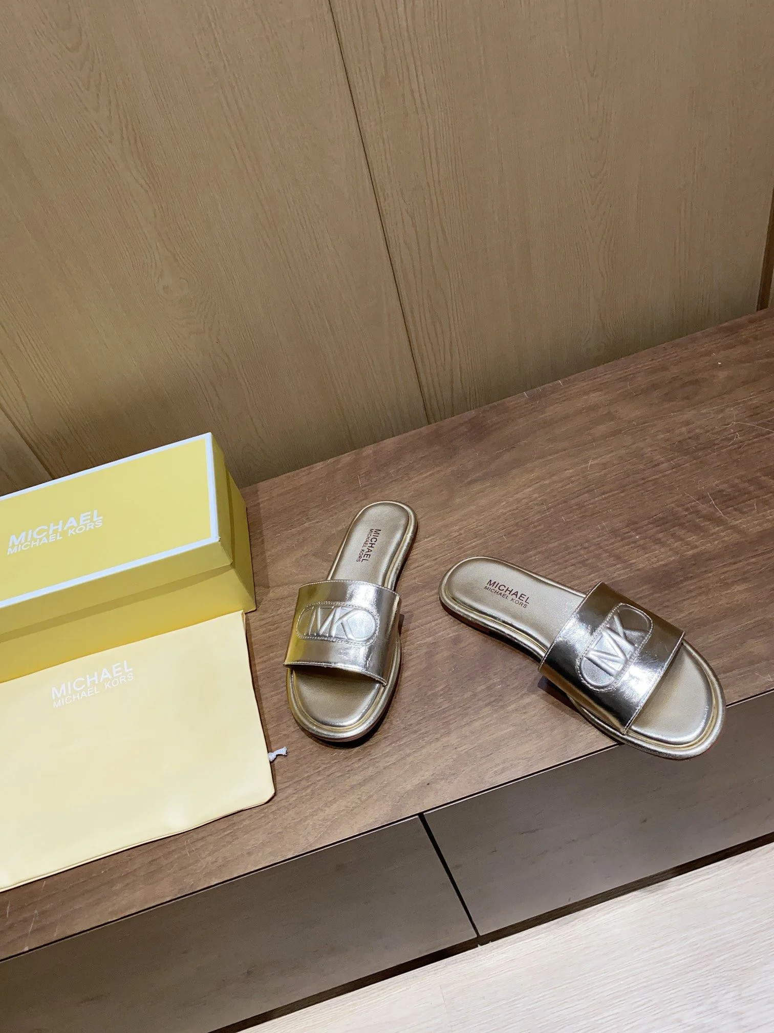 Michael Kors Sandals Practical 7580