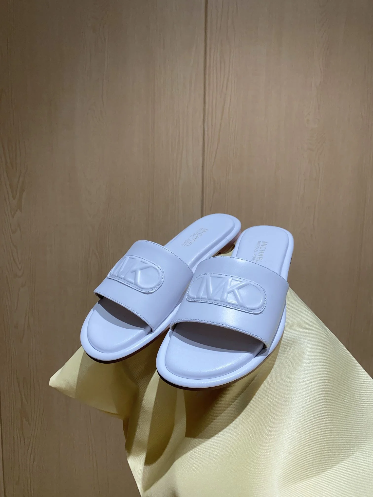 Michael Kors Sandals ComfortFit 7604