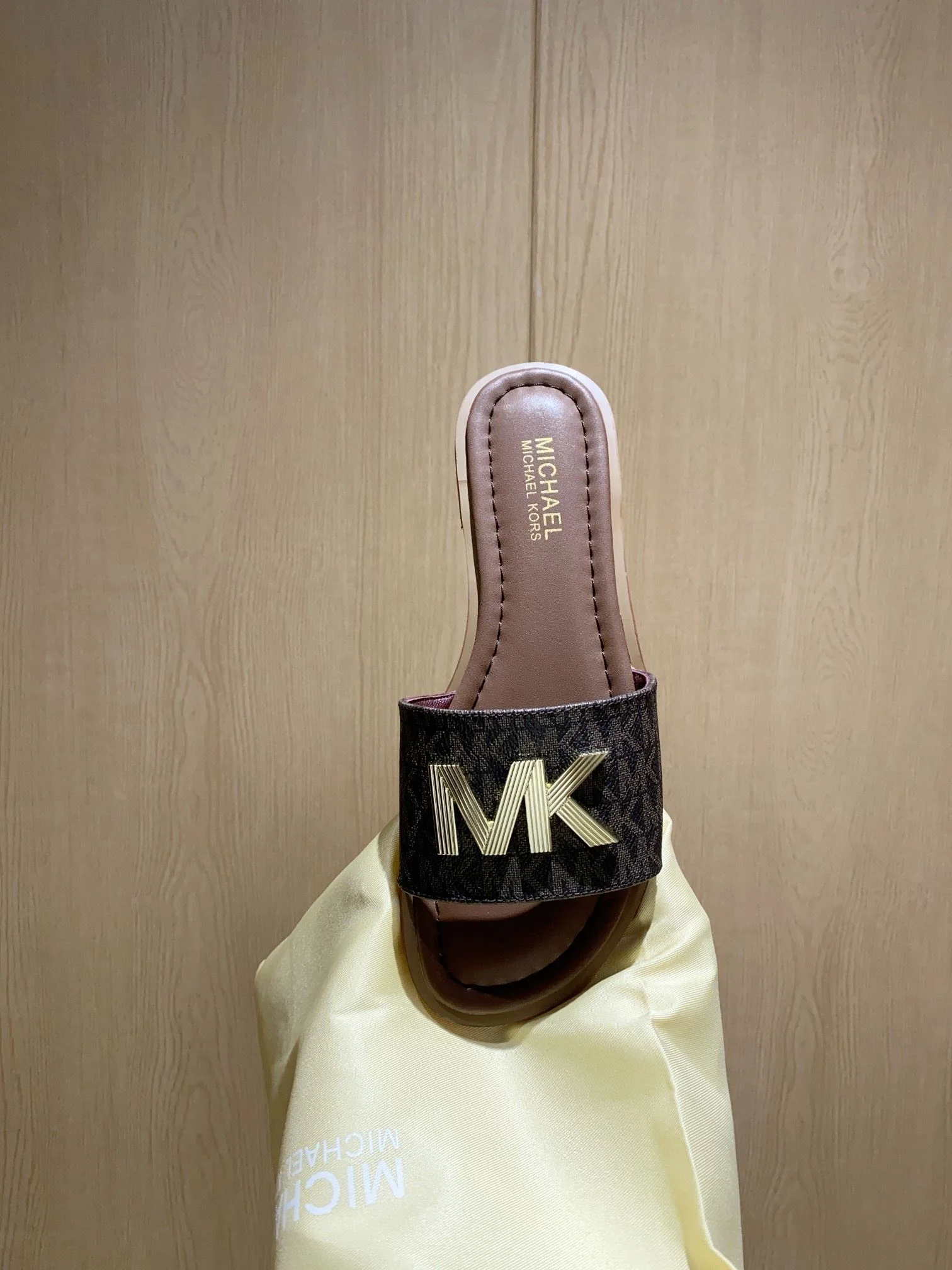 Michael Kors Sandals Cozy 7601