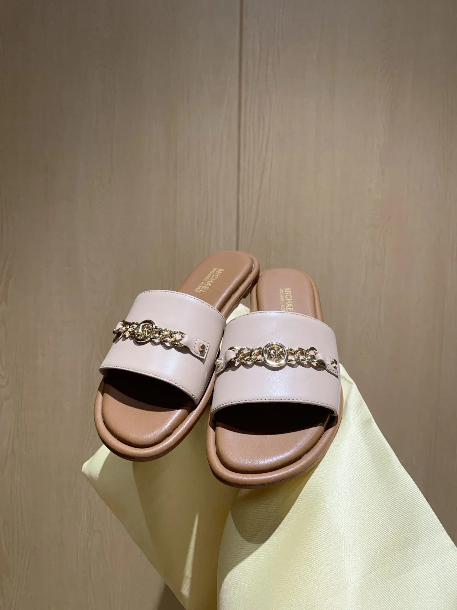 Michael Kors Sandals Snug 7598