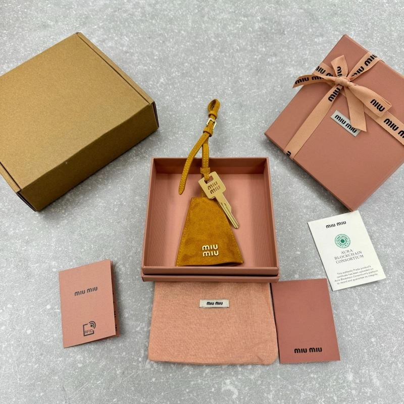 Comfortable Miu Miu Accessories 64280
