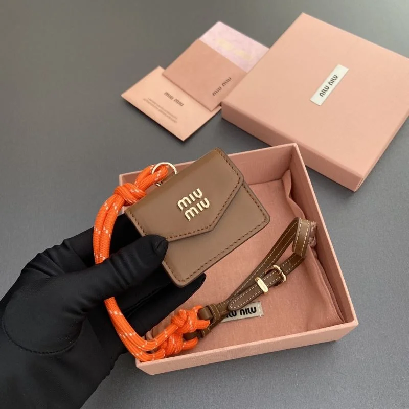 Miu Miu Accessories ZipUp 56085