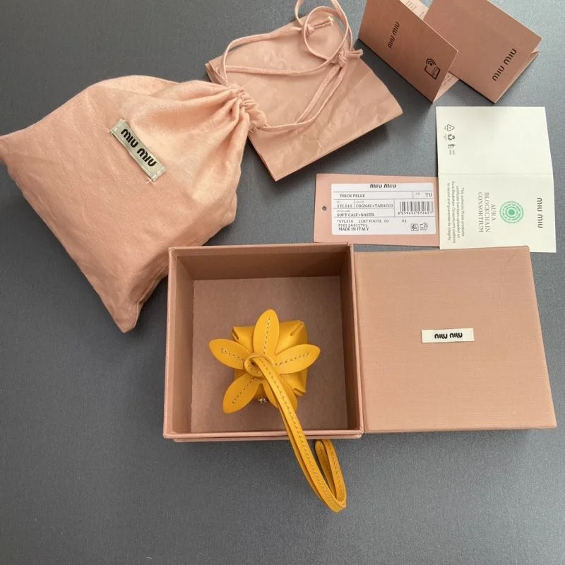 Miu Miu Accessories TechFriendly 56081