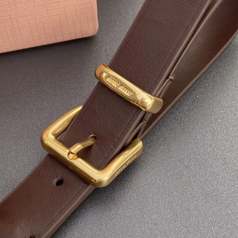 Chic Miu Miu Accessories 56098