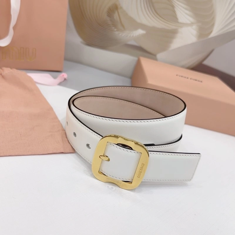 Miu Miu Belts Contemporary 302398