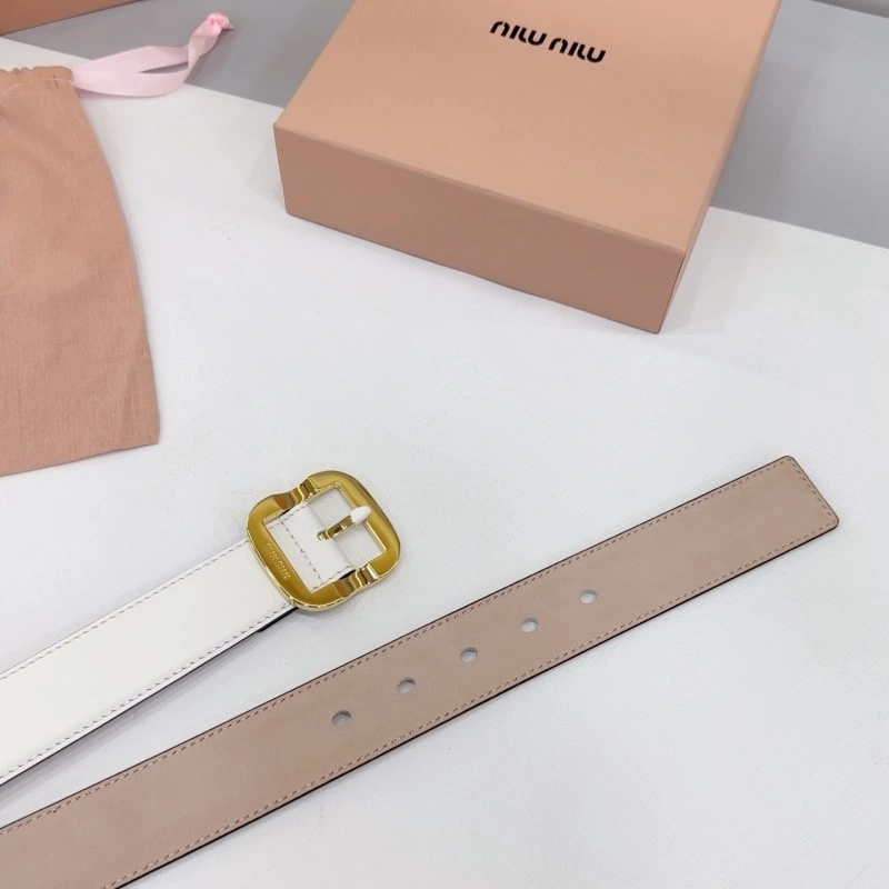 Miu Miu Belts Contemporary 302398