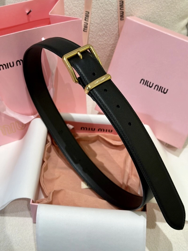 Miu Miu Belts Unisex 302337