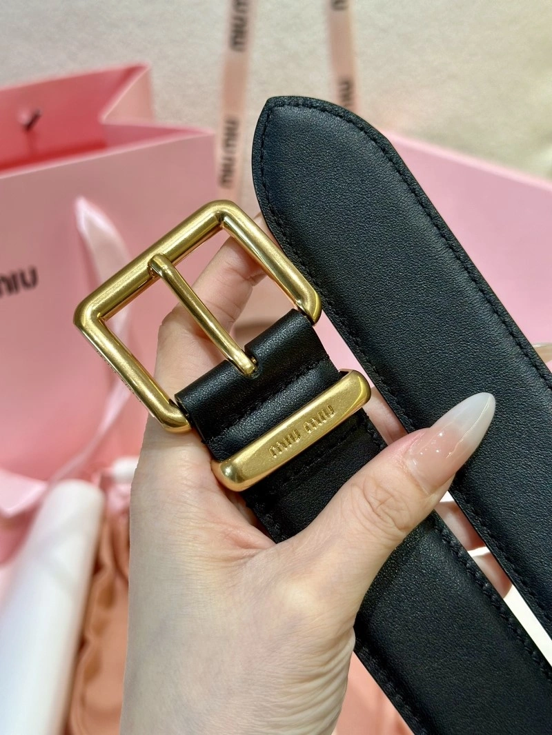 Miu Miu Belts Unisex 302337